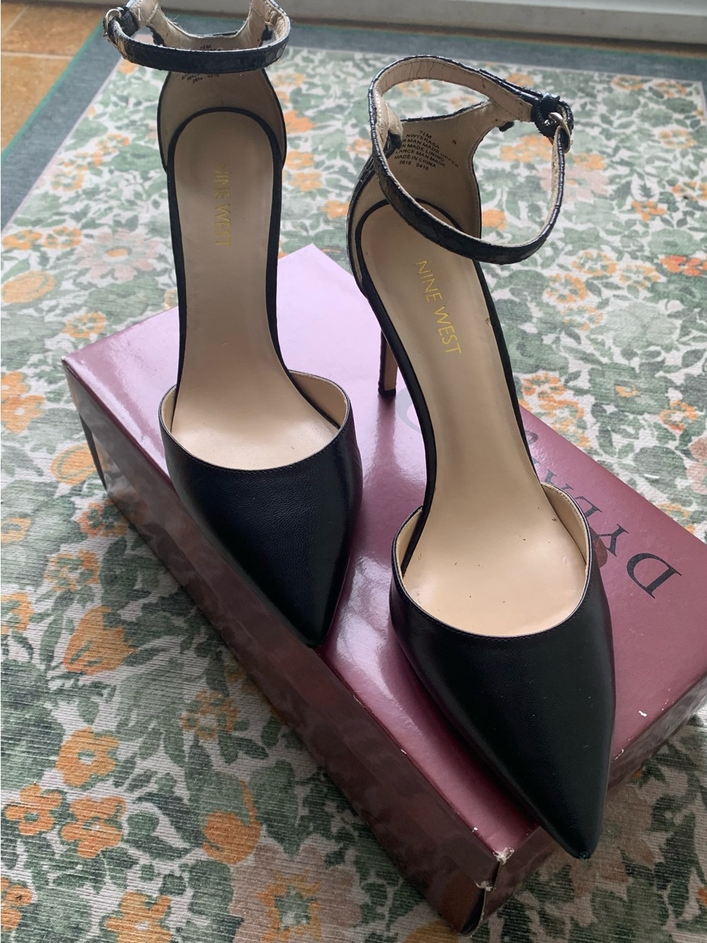 Nine West Black Pointed Toe Ankle Strap Heels - Picture 3 of 8